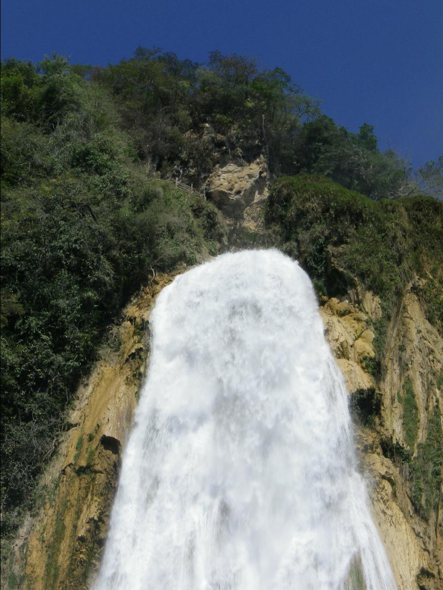 Waterfall Chiflon50
